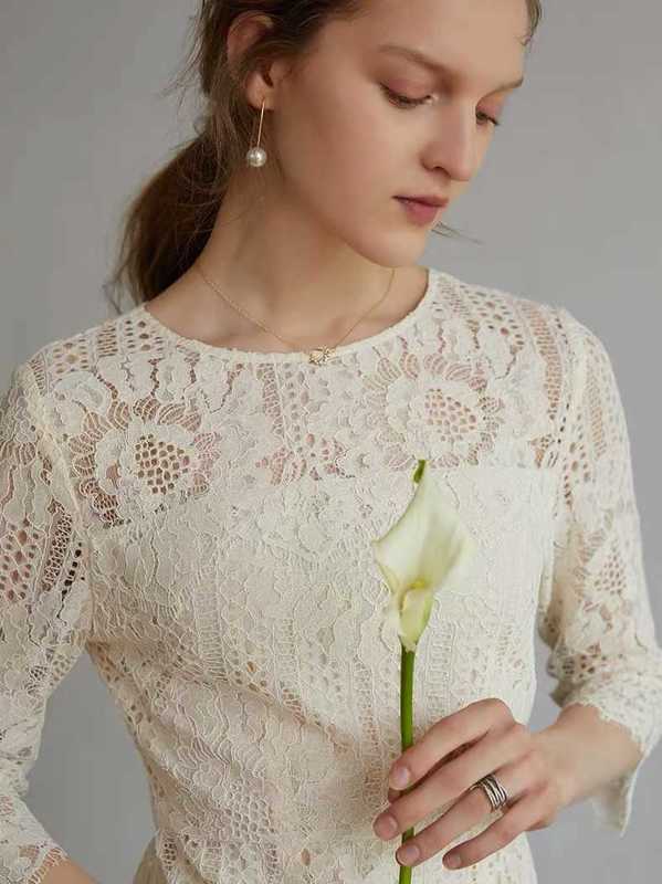 Round Neck White Lace Dress